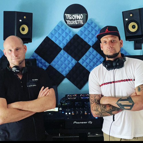 2 Fliegen Mit Einer Klatsche