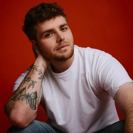 Alex Warren