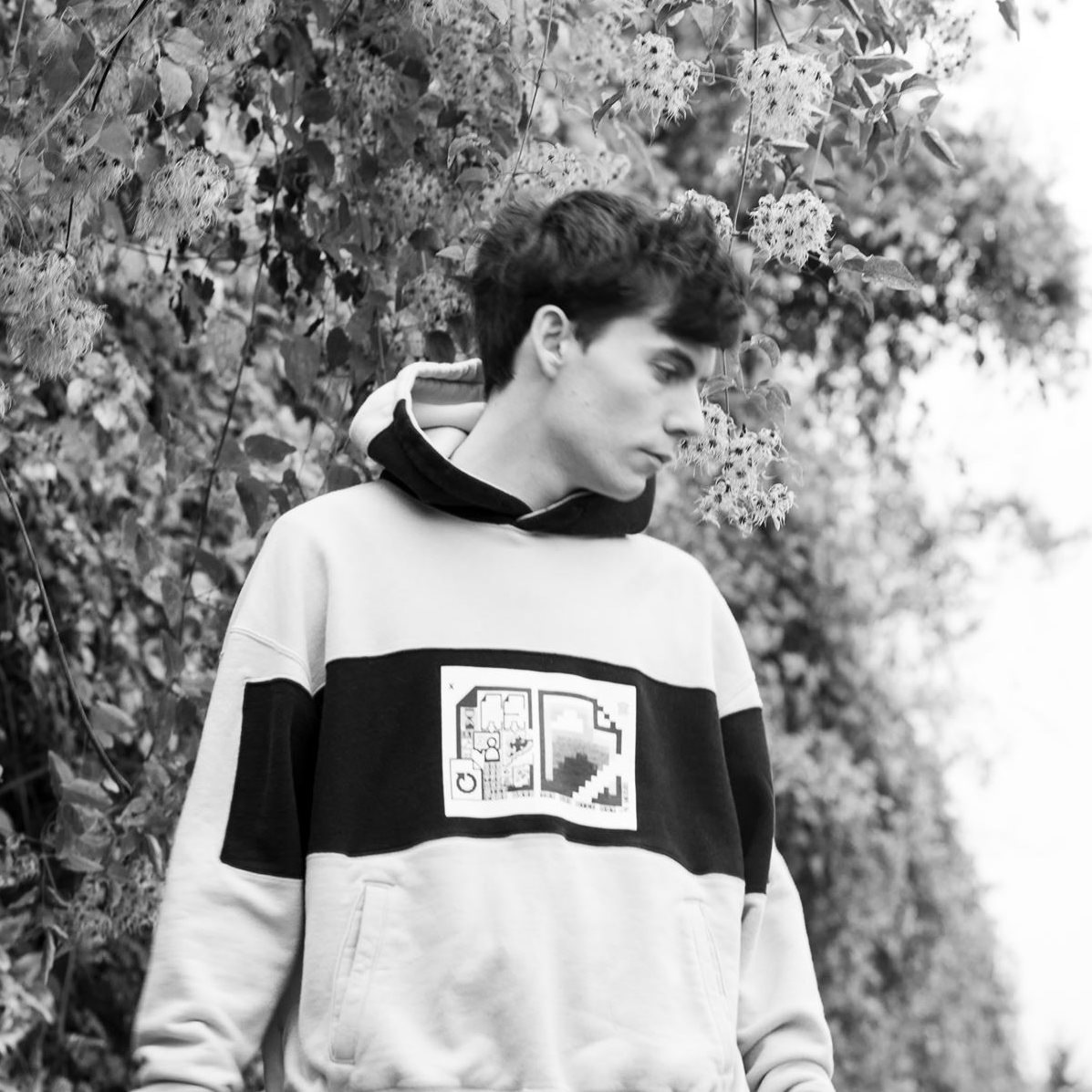 G Jones
