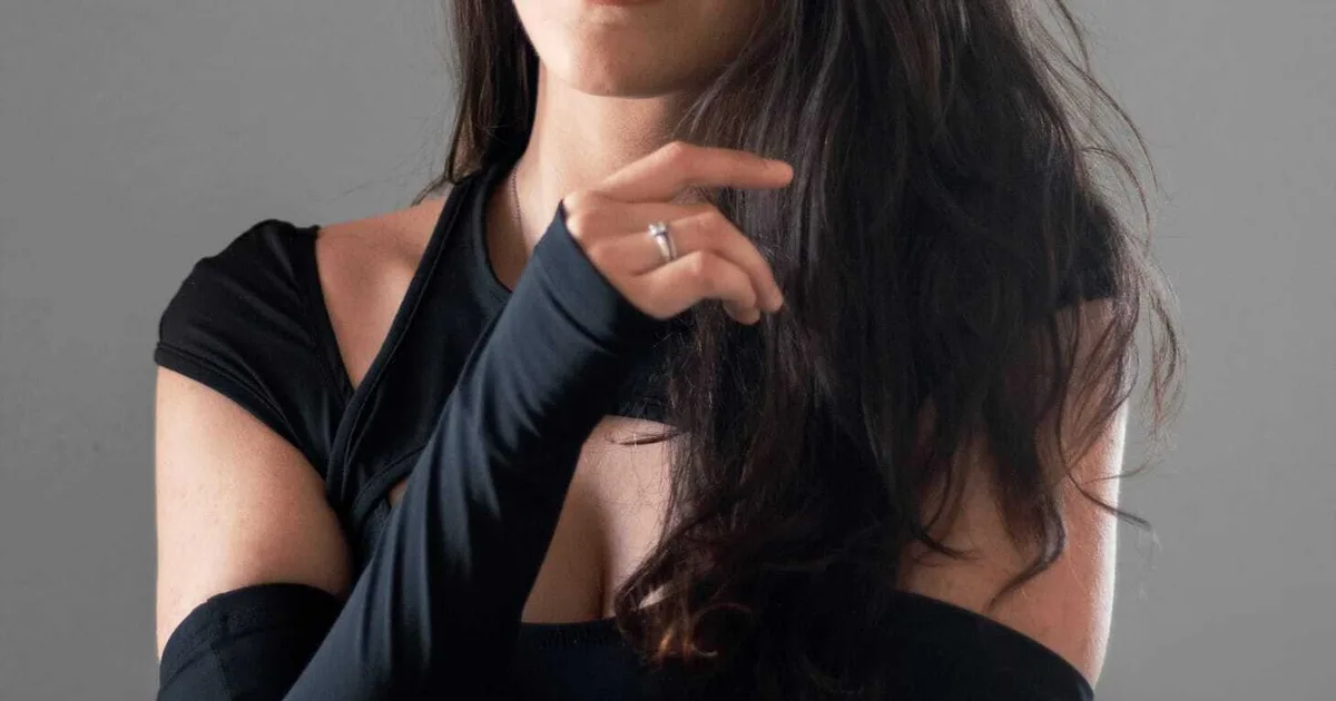LUCIA CARO