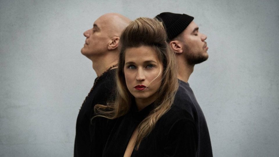 Sellah Sue and the Gallands