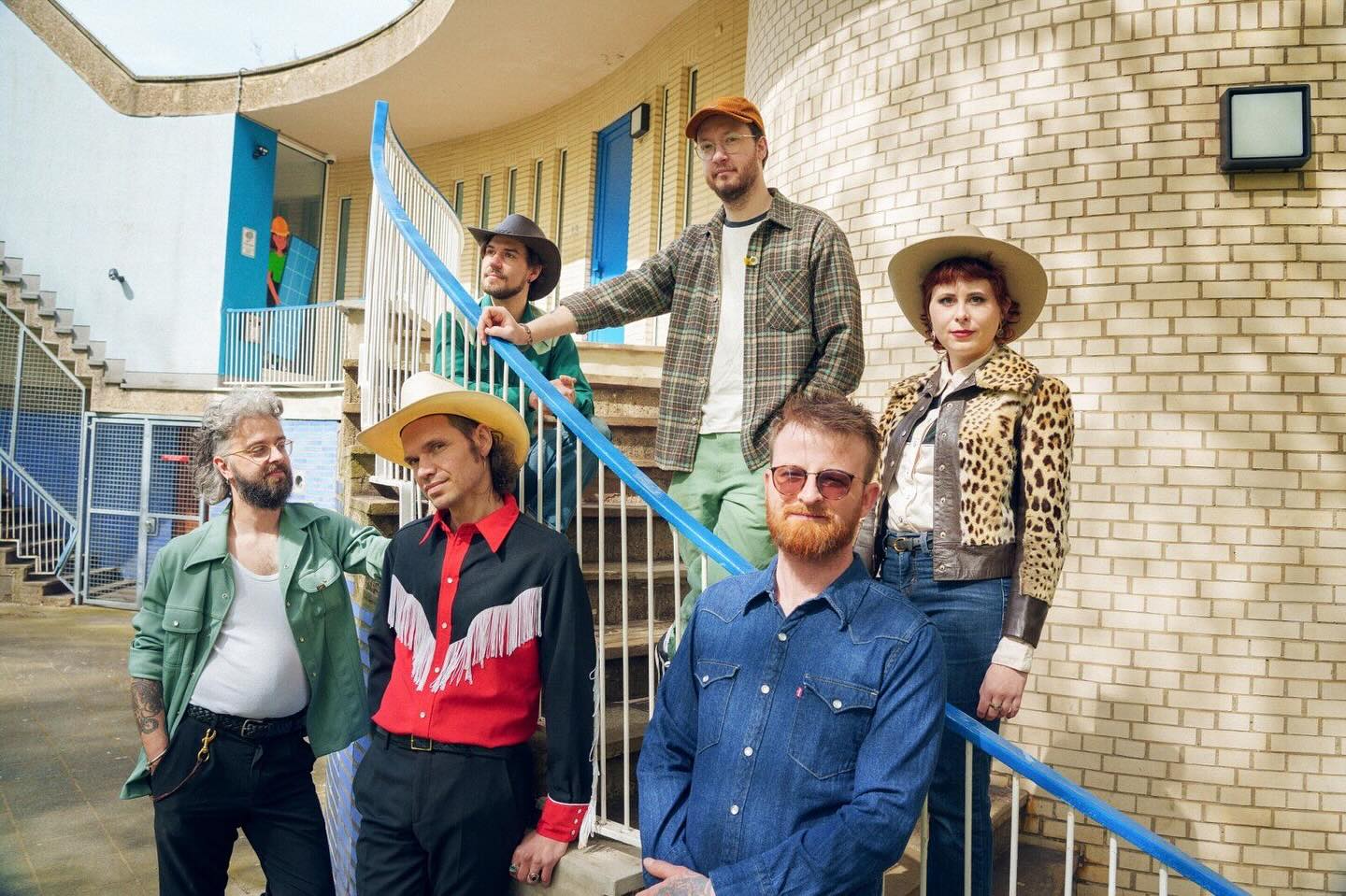 Steve Leon & The Acccusations