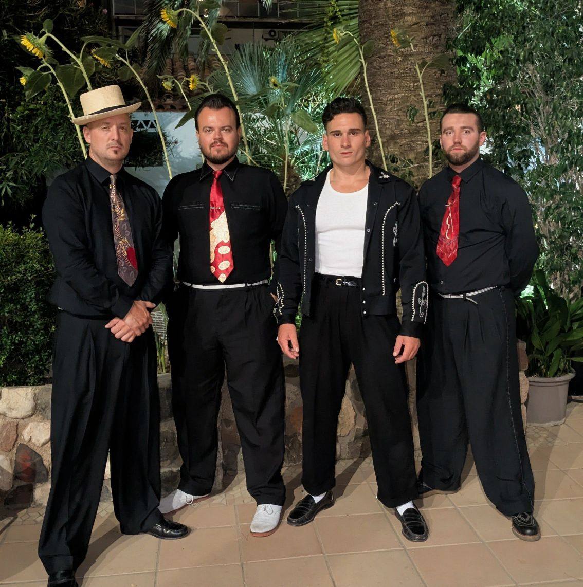 Toto & The Raw Deals